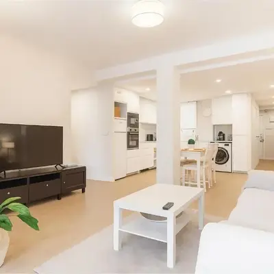 Estación Central Family Home