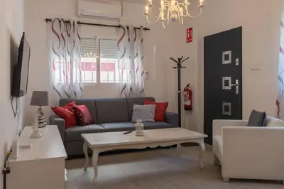 a living room with a couch and a coffee table at Conectado y Moderno, ven a VLC! in Valencia