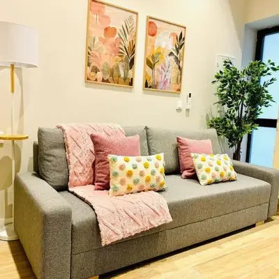 Cozy & Stylish Loft near City Center