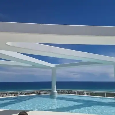 Appartement avec vue piscine