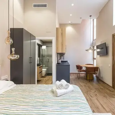 Premium Suite by the Turia River 4
