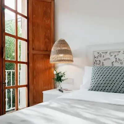 Valencia Living Suites