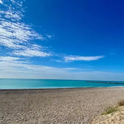 3 bedroom apartment with a terrace 50 steps from the Nules beach