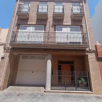 First Floor Casa Privee - Two bed Beach Terrace & Balconies