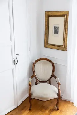 a white bathroom with a sink and a toilet at Bubu 11 in Valencia