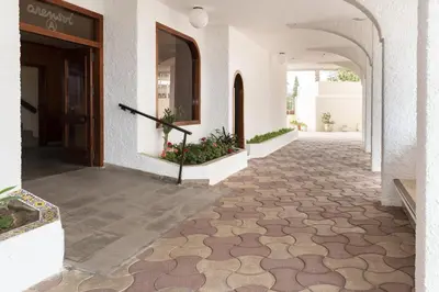 an entrance to a building with a tile floor at Arensol Esc-A, 13º-51 in Cullera
