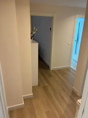 an empty room with a hallway and a door at Apartamento de lujo en Canet de Berenguer a 150 m de la playa in Canet de Berenguer