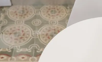 a close up of a wall with a patterned ceiling at Old Town Flats Casa Burguerini in Valencia