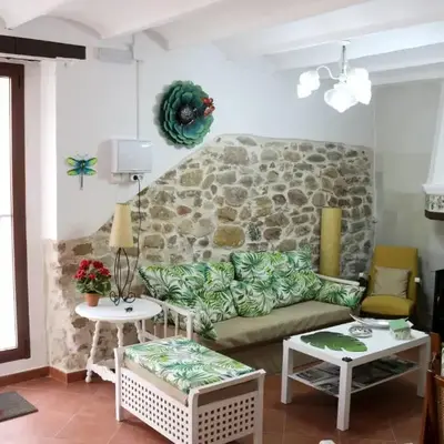 Charming house in Estivella near nature