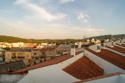 a view of a city from the roofs of buildings at Bellanna - Panorámica in Anna