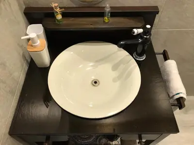 a bathroom with a white sink in a counter at Bellanna - Panorámica in Anna