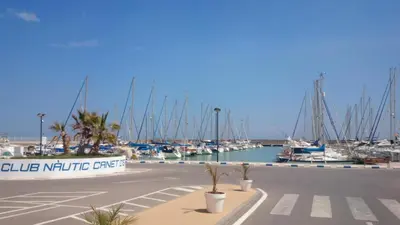 a marina with alot of boats in the water at UIM Mediterraneo Diagonal 17 Wifi in Puerto de Sagunto
