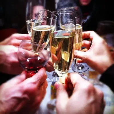 a group of people holding glasses of champagne at UIM Mediterraneo ATICO Poeta 7 Wifi in Puerto de Sagunto