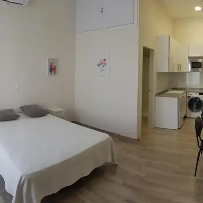 Studio Picasso near the port and beach