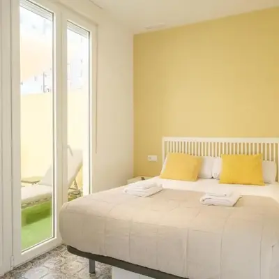 Marvellous Apt with a Large Private Terrace