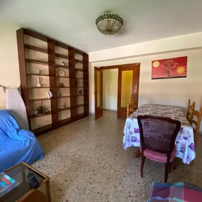 bigger flat for holiday near beach ideal for familie with climatisacion